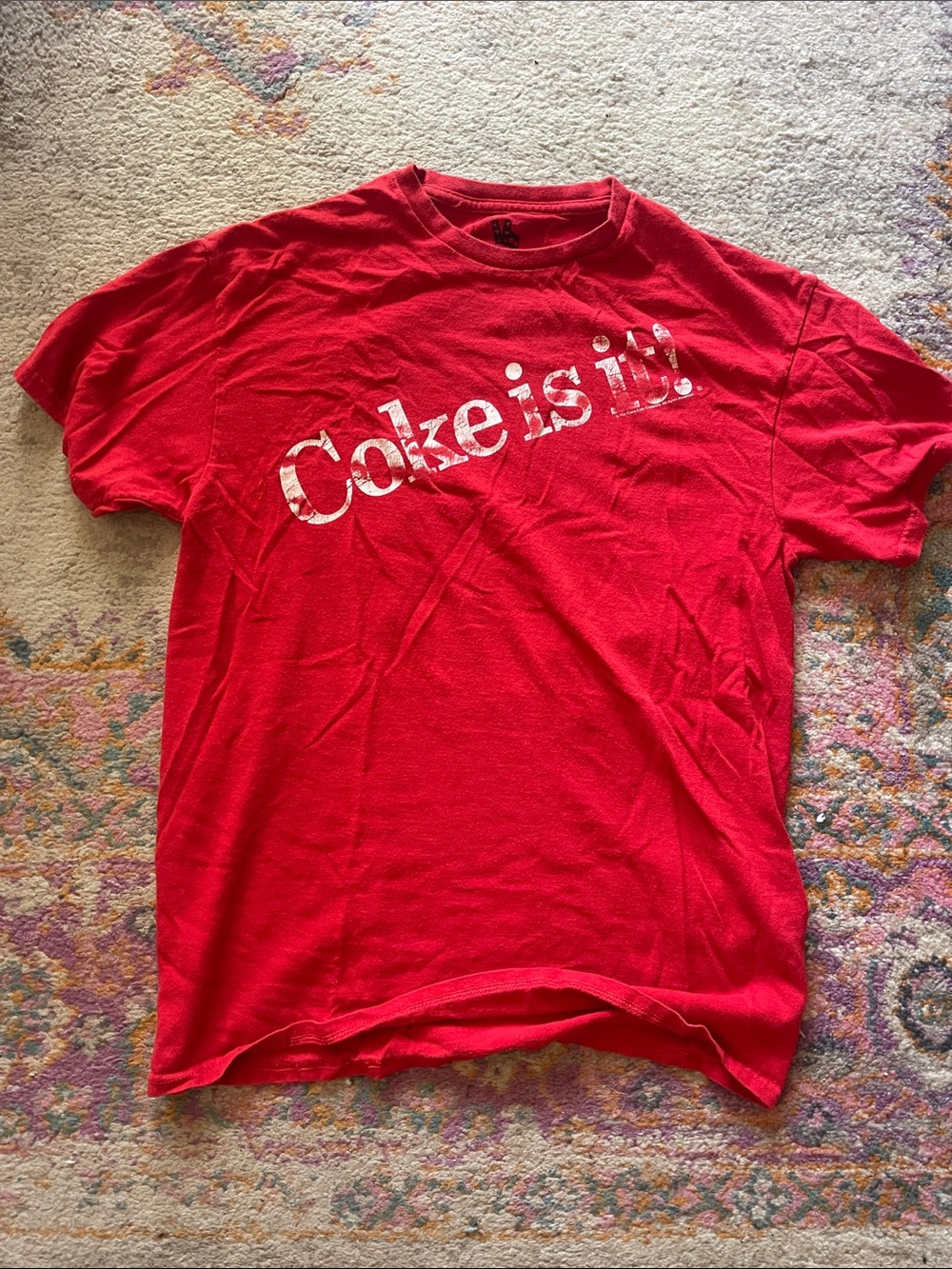 Vintage 90s Coke is it T-shirt size small very soft